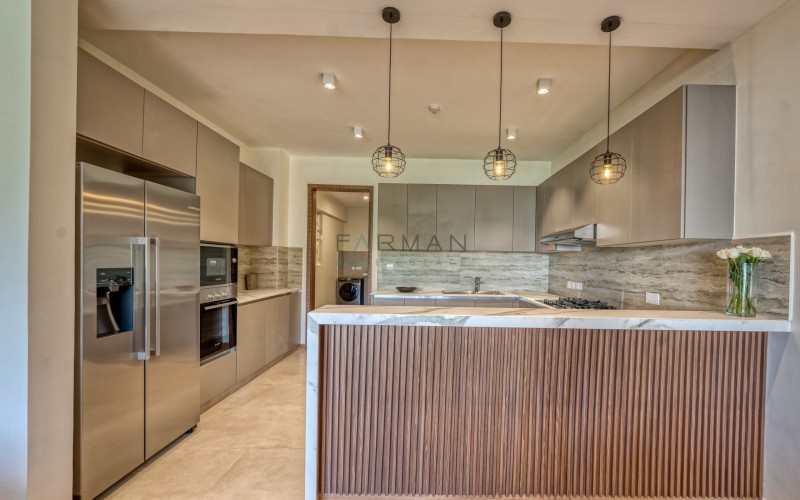 Modern Luxurious 3 bedroom apartment — photo 13