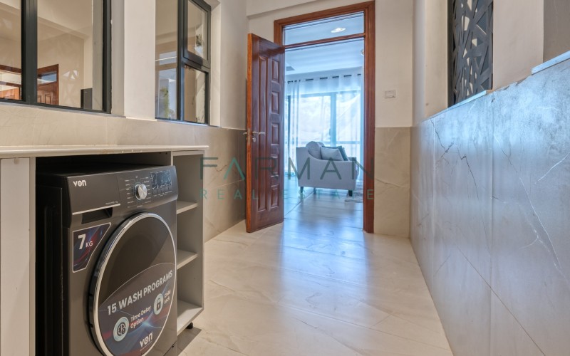 Opulent 3 bedroom apartment — photo 13