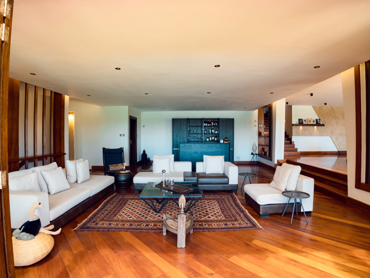 2 Homes on 1 Compound in Lavington's leafiest address. — photo 3